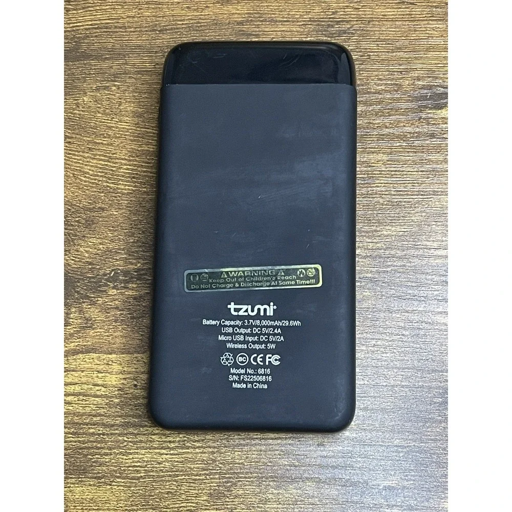 Pocket Juice Portable Power Bank and Charger Model: 6816. E.1